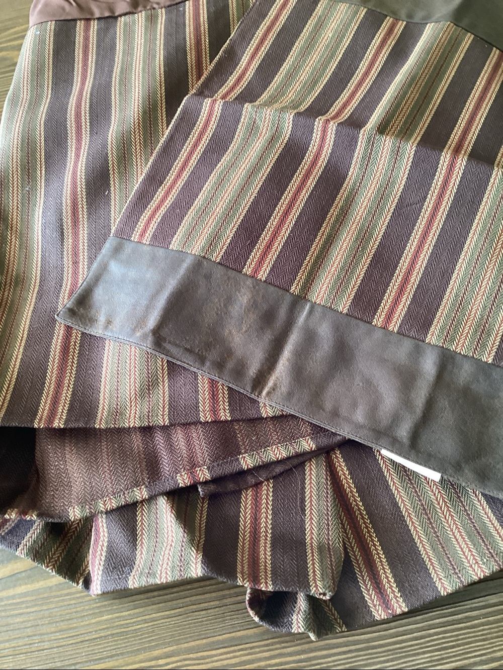 BNWT Brown Stripe Queen Bedskirt & Matching Piece - Picture 2 of 7